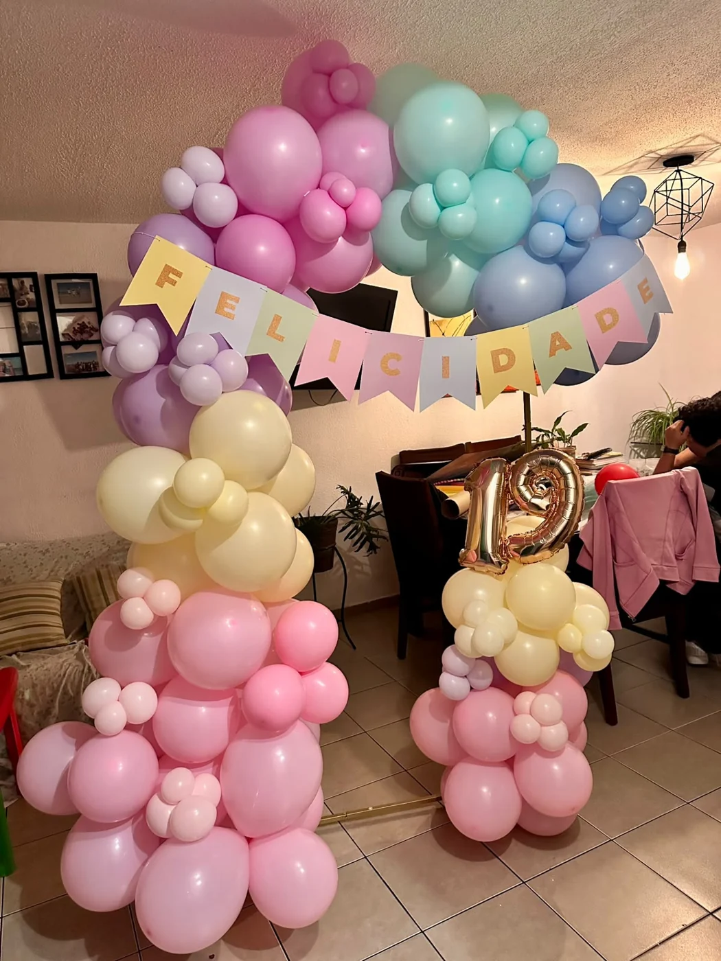 Guirnalda de globos de colores
